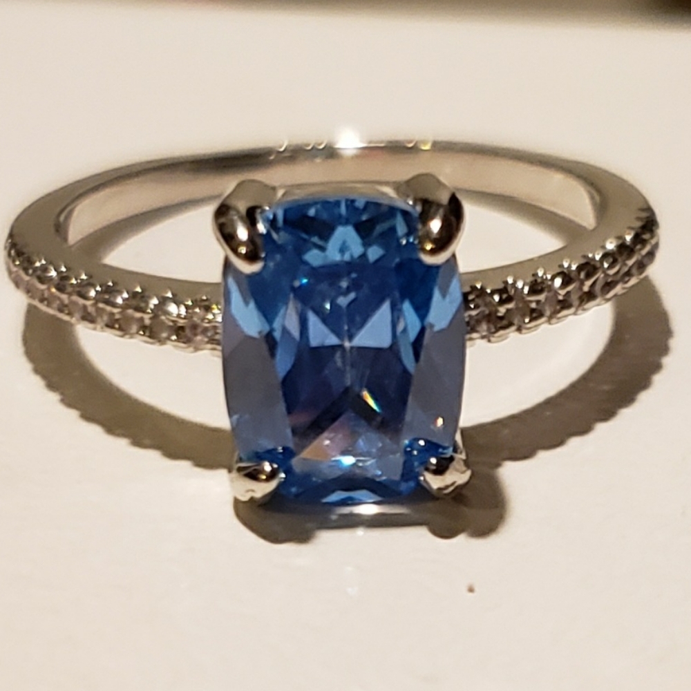 Size 7 Sapphire cocktail ring